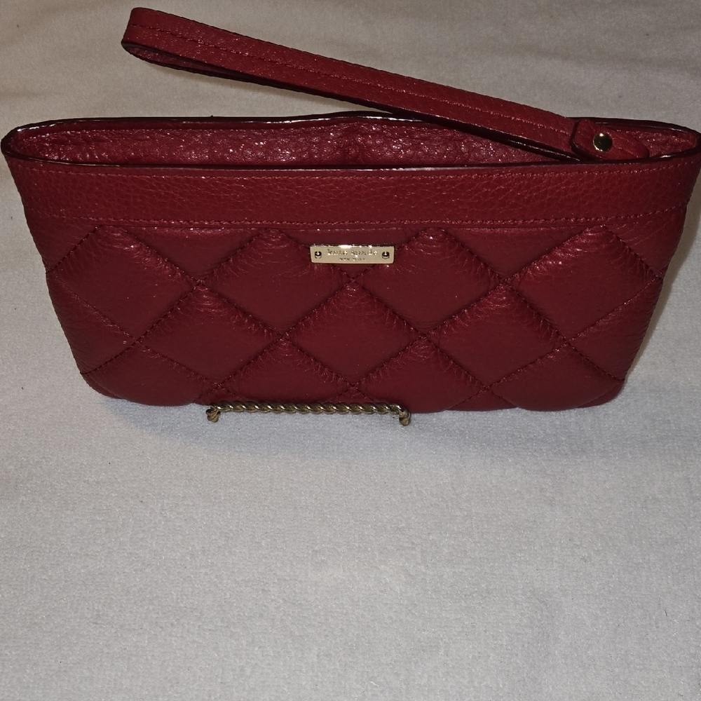 Kate Spade Briar Lane Quilted Red Leather Wristlet - Fits S24/iPhone RARE NWOT